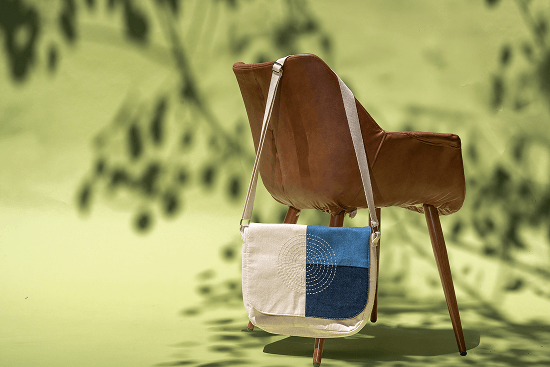 Luna Blue Classic Canvas Messenger Bag