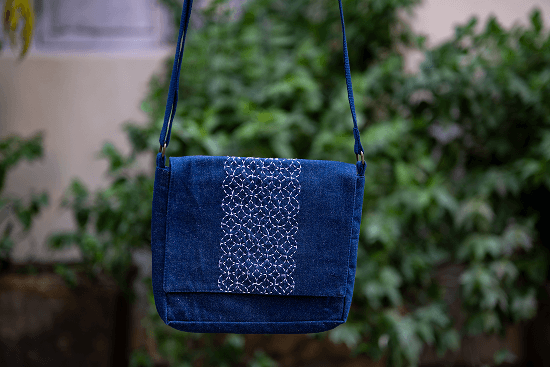 Ira Messenger Bag Blossom Wheel