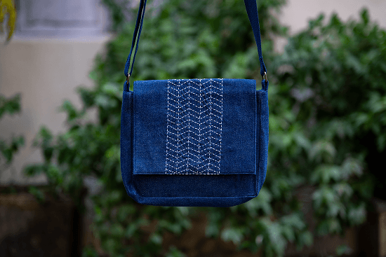 Ira Messenger Bag Chevron Pack