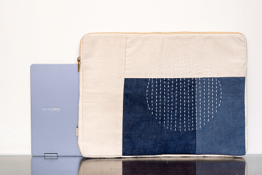Luna Classic Canvas Laptop Sleeve