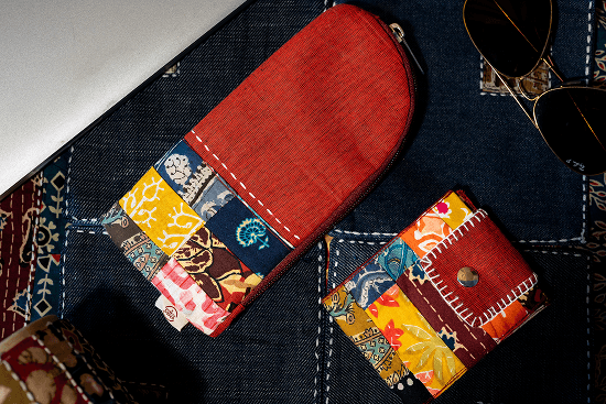 Earth Story Coral Eyewear Sleeve